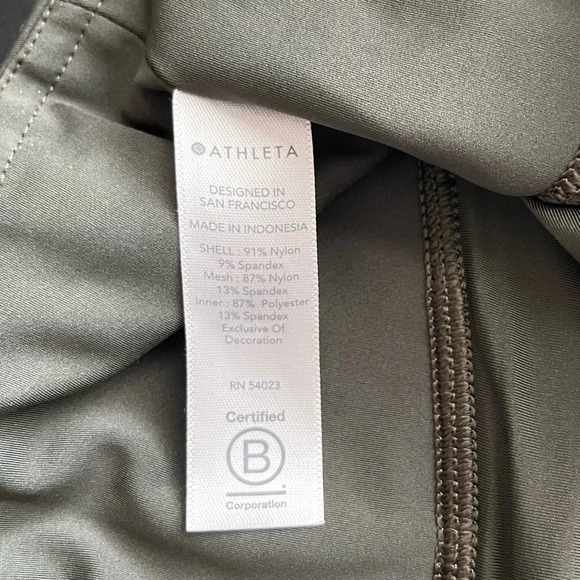 Athleta Running Free Shorts 3.5” Green Yellow Colorblock - Picture 10 of 10